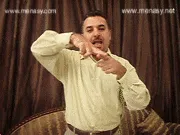 توضيح إشارة "تأرجح" - Sign demonstration for "swinging - octillion"