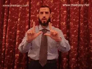 توضيح إشارة "لجنة" - Sign demonstration for "committee"